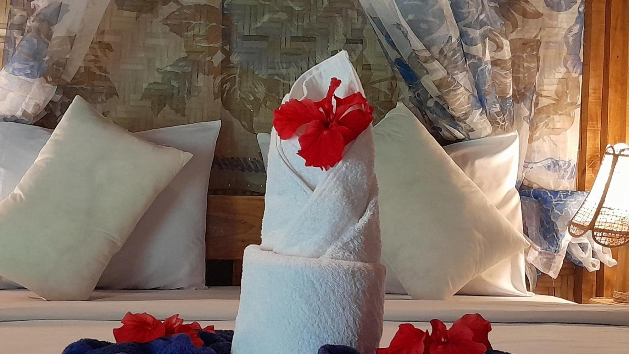 Bayan Exotic Homestay Сенару Екстериор снимка